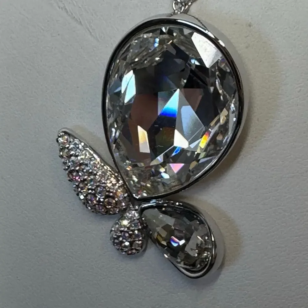 Modern Statement Women's Silver Crystal Studded Teardrop Necklace - Picture 4 of 8